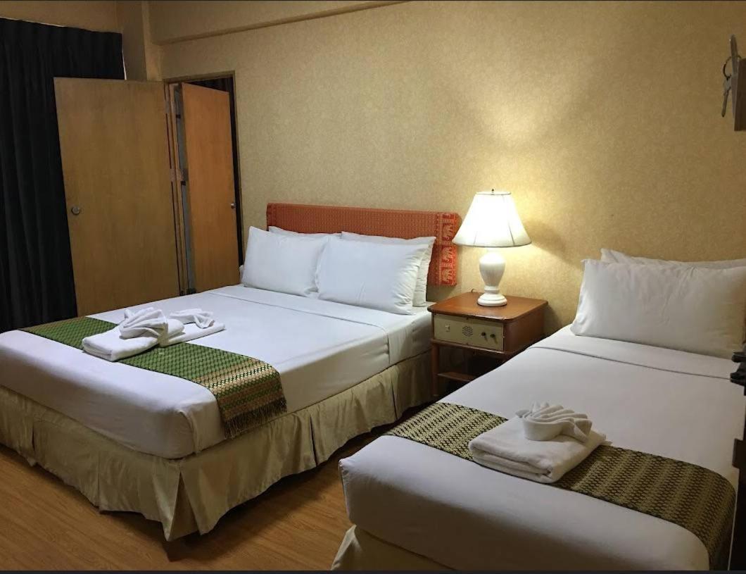 12Pm Bangkok Hotel Eksteriør billede